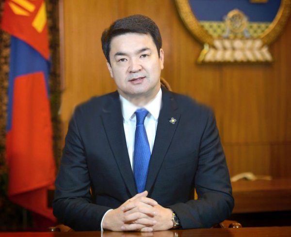 “Улс төрөө хойш тавьж, улс орноо бодъё”