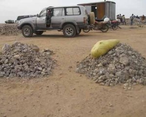 Ченжүүдээр ухсан нүхийг нь булуулав