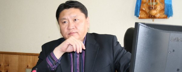 Г.Шийлэгдамбын “Даварсан” албат