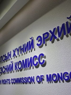 Аймгийн Засаг дарга нарт шаардлага хүргүүллээ