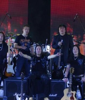 Гэнэтийн бэлгээр дүүрэн “Хурд”-ын тоглолт