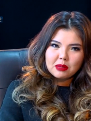 Дуучин Нара “Учиртай урилга” нэвтрүүлэгт оролцож, хувийн амьдралаасаа дэлгэлээ/Бичлэг/