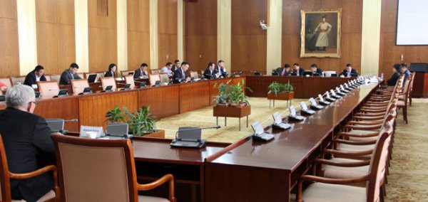 Эрүүдэн шүүж, хэрэг тулгадаг баримтуудыг дэлгэлээ