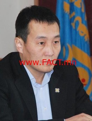 Хэн нэгний хуучин хүрэм Эх орон минь биш Х.Тэмүүжин!!!