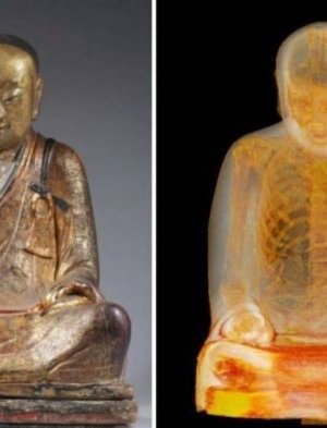 Бурхны баримал дотор итгэмээргүй зүйл байлаа