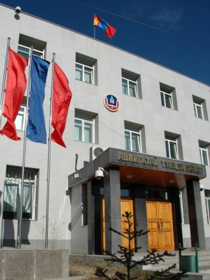 Хамгийн баян түшээ хэн бэ?