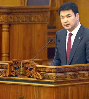 Ерөнхий сайдыг огцруулах бичиг угтах нь