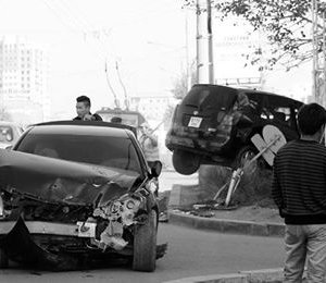 Баяр наадмын үеэр 14 хүн ослоор нас баржээ