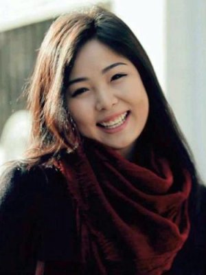 Б.Бадамцэцэг хайртыгаа fb дээрээ зураг авч чаддаггүй хэмээн шүүмжилжээ