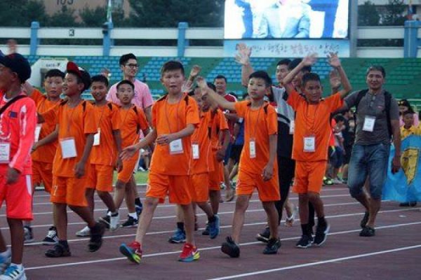 Өсвөрийн хөлбөмбөгчид БНХАУ-ын багийг 6:1-ээр буулган авлаа