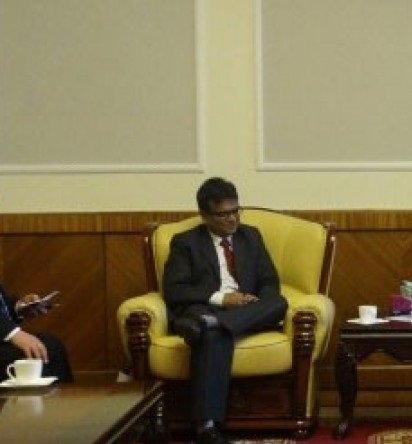 Бүгд Найрамдах Энэтхэг улсын элчин сайд Архангай аймагт айлчиллаа