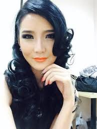 Дуучин Э.Агиймаагийн шинэхэн зурагнуудаас