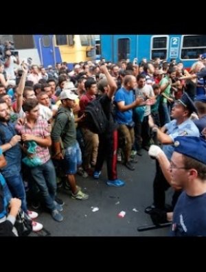 АНУ 15 мянган дүрвэгч хүлээж авна