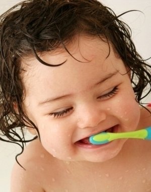 0-6 сартай хүүхдийн шүдийг хэрхэн арчлах вэ