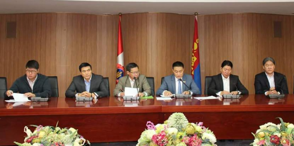 Үйлчилгээнээс татвар авах цаг болоогүй