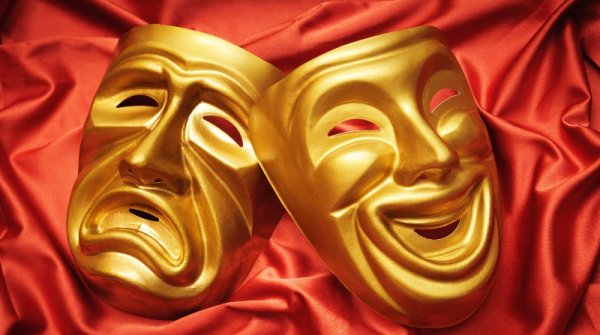 Театрын урлагийн шүүмжийн уралдаанд оролцоорой