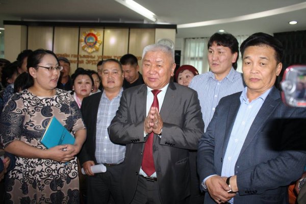 “Зэс эрдэнийн хувь” ХК Эрдэнэт үйлдвэртэй хүдэр ашиглах гэрээ байгуулахаар болжээ