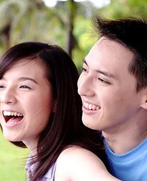 Хайрлах сэтгэл яагаад хөрдөг вэ ?