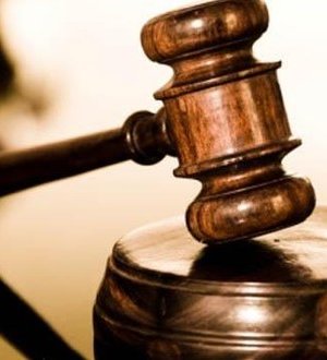 Гаалийн байцаагчийн хүү Б.Бадралыг шүүх хурал эхэллээ