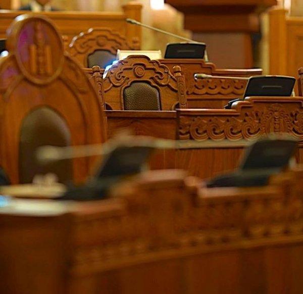 Дэд сайд нарыг халлаа