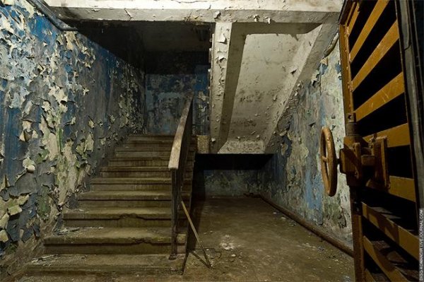 Хоёр дахь гэр бүлээ зооринд нуужээ