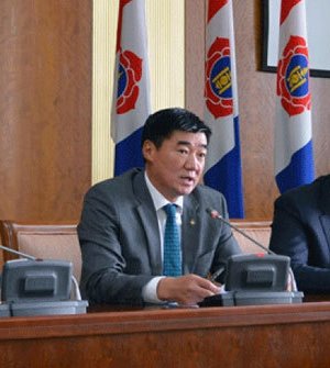 Төрийн банкийг хувьчлахгүйгээр өөрчлөн байгуулах шаардлагатай гэв