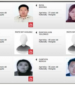 Давхар иргэншил буюу авлига аваад асуудалд орвол зугтсаар байх уу