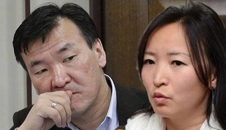 С.Гантуяа намын дарга болсон ахтайгаа барьцав уу