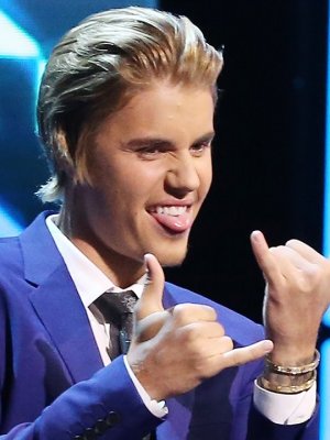 Кортни Кардашиан Жастин Биберт ашиглуулжээ