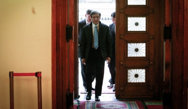 Түлхүүр эргүүлсэн хүн ТӨР ЭРГҮҮЛНЭ