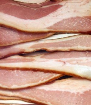 Хятад гахайн мах идэх нь амиа хорлосонтой адил