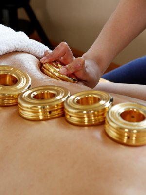 Миракл Эмнэлэгийн Голд тэррафи / Gold Theraphy/ гэж юу вэ?