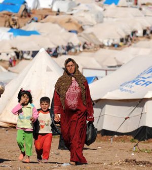 Грек, Македоны хилээр цагаачдыг оруулсангүй