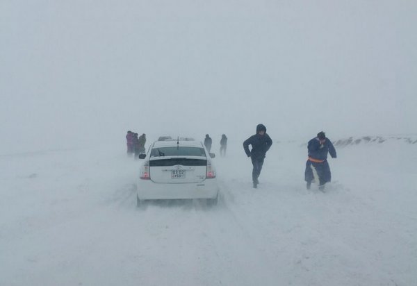 Хойд чиглэлийн замыг түр хаалаа