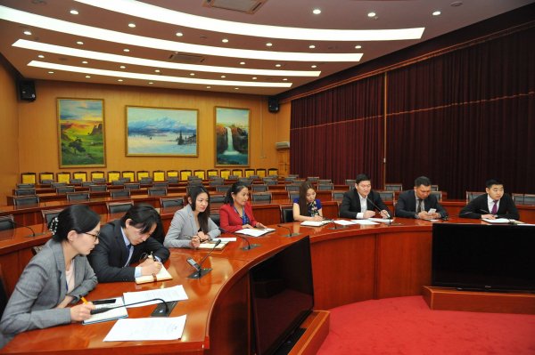 “Хэвлэлийн төв”–д хамтран ажиллах байгууллагыг сонгон шалгаруулна