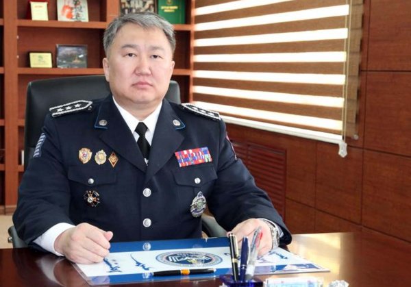 Өнөөдөр Р.Чингисийг ажлаас нь чөлөөлж, Б.Билэгтийг томилно