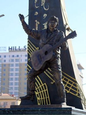 Ардчилсан хувьсгалын 26 жилийн ойн баярын мэнд хүргэе