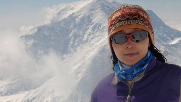 ЗУРГААН ТИВИЙН ЗУЛАЙД ТӨРИЙНХӨӨ ДАЛБААГ МАНДУУЛСАН АНХНЫ УУЛЧИН БОЛЛОО