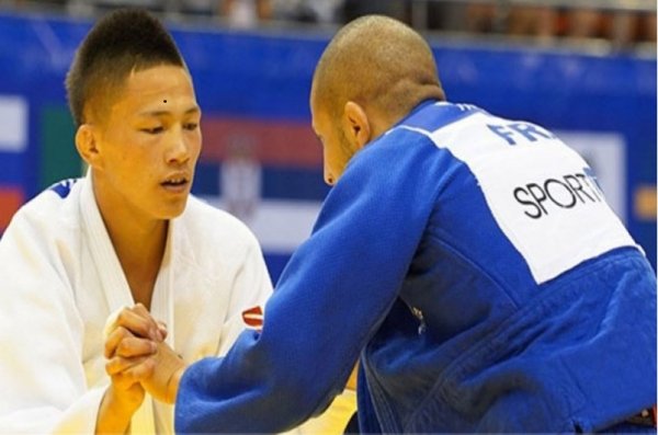 Ц.Цогтбаатар эхний тойрогт ялагдлаа