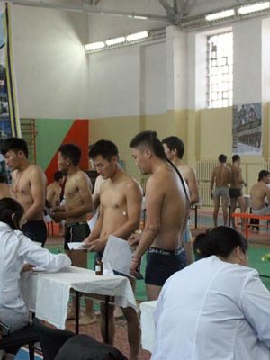 ХАН-УУЛ ДҮҮРГИЙН 34 ДҮГЭЭР СУРГУУЛЬ ДЭЭР ЦЭРЭГ ТАТЛАГЫН АЖИЛ ЭХЭЛЛЭЭ