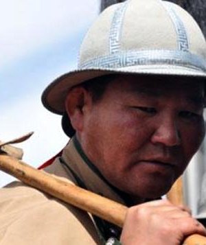 Ц.Мөнхбаярыг нэр дэвшүүлэхгүй гэжээ