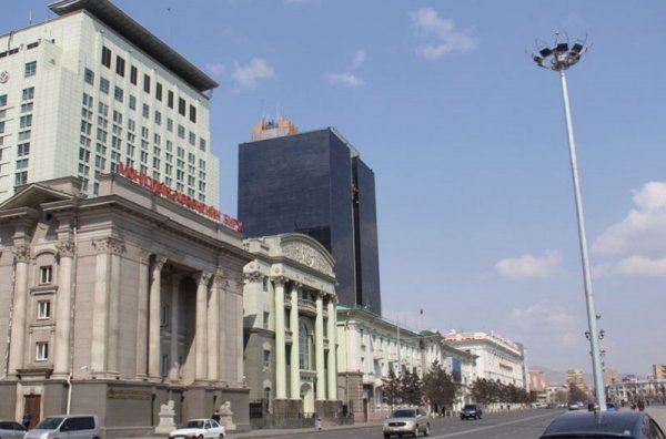 Олон нийтийг хамарсан арга хэмжээ, жагсаал цуглаан зохион байгуулахыг түр хориглолоо