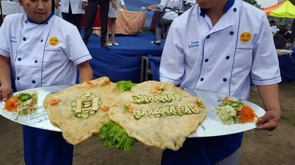 Наадмаар Төв цэнгэлдэх хүрээлэнд “Монгол хуушуур -2016” фестиваль зохион байгуулна