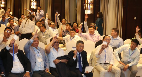 АН-ынхан ирэх 12 сард хуралдаж, намын даргаа сонгоно