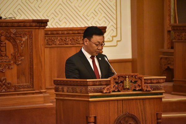 Ерөнхий сайд шинэ Засгийн газраа танилцуулав