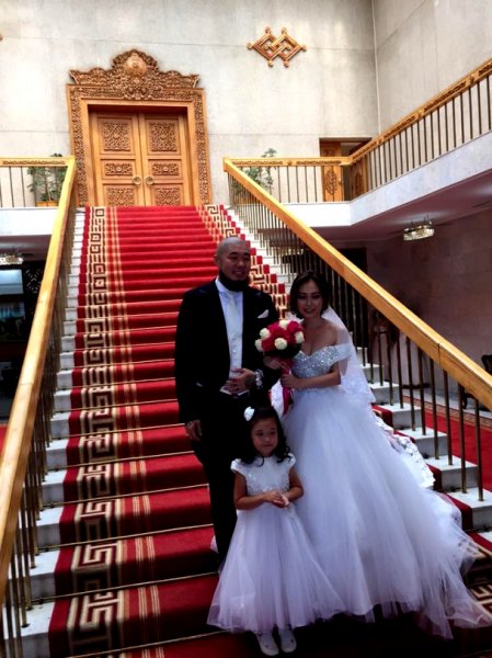 Реппер GEE хуримаа хийлээ