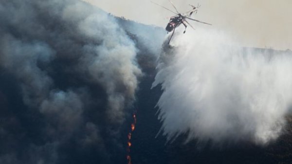 Лос Анжелест онц байдал зарлав