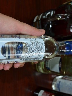 Наад архи, амралт хоёрт чинь залхлаа