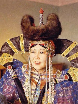 Н.Норовбанзадын нэрэмжит уртын дуучдын Олон улсын анхдугаар уралдаан болно