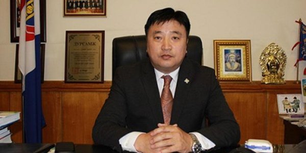 Нийслэлийн засаг дарга Су.Батболд: Миний өрөөний тохижилтоор яах гээд байгаа юм?